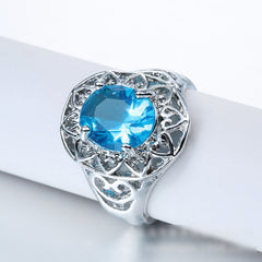 Inlaid Light Blue Drill Hollowed Out Heart Ring Ring For Men And Women